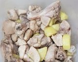 A picture of step 6 of Aalu chicken ka salan.