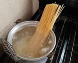 Foto del paso 4 de la receta: Espagueti con germinado de trigo