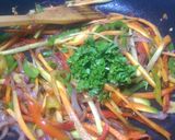 A picture of step 6 of Danwake with stir-fry salad.
