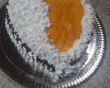 Foto del paso 5 de la receta: Torta de chocolate con chantilly y duraznos ❤