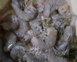 Foto langkah ke 2 dari resep Udang Asam manis.