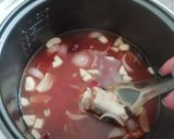 A picture of step 2 of Instant Noodles with Canned Fish.