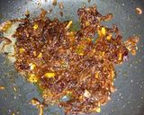 A picture of step 6 of Caramelized Onions.