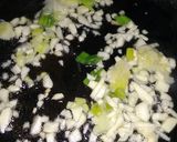 Foto del paso 3 de la receta: Arrolladito de pollo con puré y zapallo asado !