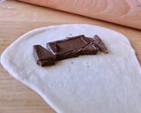 Hình bước làm 8 của món 💚 Bánh Mì Sữa Con Cua Siêu Mềm Mại Nhân Sô Cô La (Crab Shaped Milk Bread With Chocolate Filling)