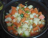 Foto del paso 2 de la receta: Crema de calabaza y batata con snack de garbanzos fritos