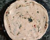 A picture of step 6 of Garlic Paratha.