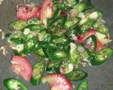 Foto langkah ke 3 dari resep Oseng² cumi asin cabe hijau.
