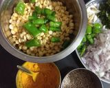 A picture of step 1 of Masala vada.