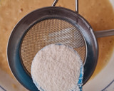 Foto del paso 2 de la receta: Mega cookie con harina de coco "low carb" sin azúcar ni edulcorante ni balanza con opción mug cake
