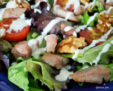 Foto del paso 5 de la receta: Ensalada de brotes con secreto a baja temperatura y salsa gorgonzola