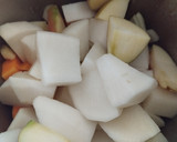 Foto del paso 1 de la receta: Crema de nabo, manzana y calabaza dieta