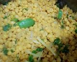 A picture of step 3 of Chanay ki bhunni daal.