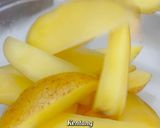 Foto langkah ke 1 dari resep Potato Wedges.