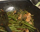 A picture of step 5 of Spicy Green Beans.