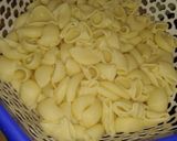 A picture of step 2 of Cheesy Baked Pasta.