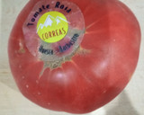 Foto del paso 1 de la receta: Ensalada de Tomate Rosa, Maíz y Salmón con Salsa de Miel y Mostaza y Crema de Vinagre de Módena