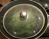 A picture of step 5 of Thai sweet chile green beans.