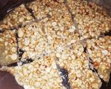 चीनी बादाम पापड़ी (cheeni badam papdi recipe in HIndi) रेसिपी चरण 3 फोटो