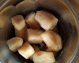 A picture of step 1 of Banana smoothie.