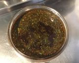 Une image de l'étape 1 de Rouelle de porc marinée à l'ail et au thym.