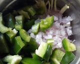 A picture of step 7 of Chinese Bhel.