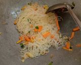 Foto langkah ke 7 dari resep 🌈Bihun Goreng Kuah Soto🌈.