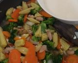 Foto langkah ke 5 dari resep Cap jay jamur (Mao Gu Ching).