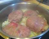 Foto del paso 1 de la receta: Carrilleras de cerdo con Pasas y ciruelas a la mistela