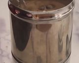 A picture of step 4 of South Indian Filter Coffee.