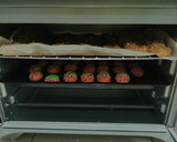 Foto langkah ke 5 dari resep Strowberry Cookies.