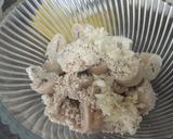 A picture of step 3 of Afghani malai chaap.