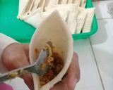 Foto langkah ke 9 dari resep Roti goreng isi daging.