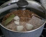 A picture of step 3 of Charro Beans 🫘.