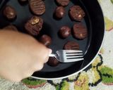Foto langkah ke 7 dari resep Chocochip Almond super nyoklat.