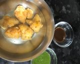 A picture of step 4 of Dahi Vada.