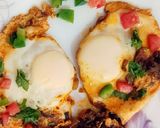 A picture of step 1 of Masala egg.