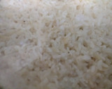Foto del paso 7 de la receta: Arroz blanco con un toque de mantequilla, cebolla y ajo