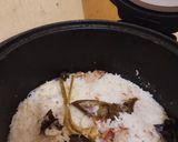 Foto langkah ke 2 dari resep Nasi bakar ayam suwir pedas.