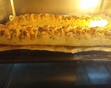 A picture of step 6 of Cheesy_ Chicken_bread.