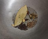 सोया चंक्स की कढ़ी (soya chunks ki kadhi recipe in Hindi) रेसिपी चरण 1 फोटो