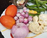 A picture of step 4 of Rava Idli with Tomato Chutney.