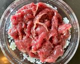 Hình bước làm 1 của món Canh thịt bò rau cần
