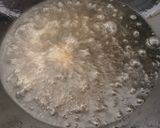 Foto langkah ke 2 dari resep Keripik Ubi Ungu.