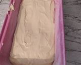 A picture of step 5 of Madeira cake.