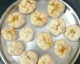 A picture of step 7 of Aloo kachori.
