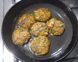চিংড়ি মাছের বড়া (chingri macher bora recipe in Bengali) রেসিপির ধাপ 3 ছবি