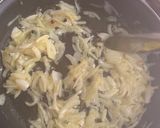 Foto del paso 1 de la receta: Chipirones encebollados al vino blanco