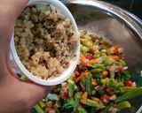 Foto del paso 3 de la receta Salteado de verduras con quinoa roja y blanca