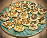Foto del paso 18 de la receta: Coliflor: cous cous falso con manzana y zanahorias, base de pizza & tortitas con queso fresco